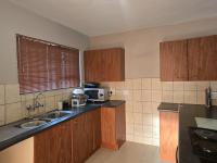 Kitchen of property in Penina Park