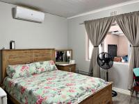 Bed Room 1 of property in Milnerton