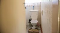 Bathroom 2 - 4 square meters of property in Three Rivers