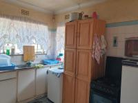 Kitchen - 16 square meters of property in Three Rivers