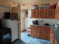 Kitchen - 16 square meters of property in Three Rivers