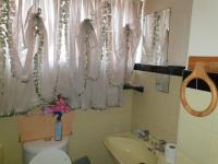 Bathroom 1 - 6 square meters of property in Three Rivers