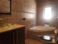 Bathroom 1 - 6 square meters of property in Sunward park