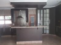 Kitchen - 29 square meters of property in Sunward park