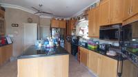 Kitchen - 27 square meters of property in Mooikloof