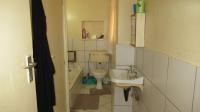 Bathroom 1 - 8 square meters of property in Elsburg