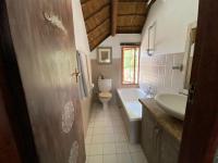 Bathroom 1 of property in Kameelfontein