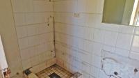 Staff Bathroom - 6 square meters of property in La Lucia