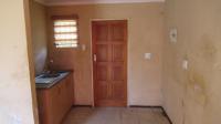 Kitchen - 6 square meters of property in Zandspruit