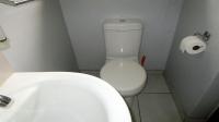 Main Bathroom - 10 square meters of property in Clarendon