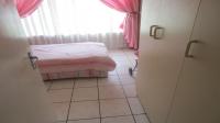 Bed Room 1 - 13 square meters of property in Pomona