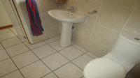 Bathroom 1 - 16 square meters of property in Pomona