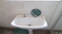 Bathroom 1 - 8 square meters of property in Glenmarais (Glen Marais)