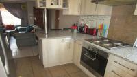 Kitchen - 8 square meters of property in Glenmarais (Glen Marais)