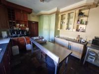 Kitchen of property in Safarituine