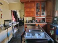 Kitchen of property in Safarituine