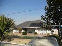 4 Bedroom 2 Bathroom House for Sale for sale in Klippoortjie AH