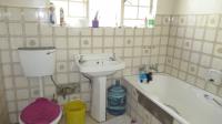 Bathroom 1 - 6 square meters of property in Birchleigh North