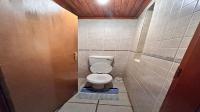 Bathroom 3+ of property in Henley-on-Klip