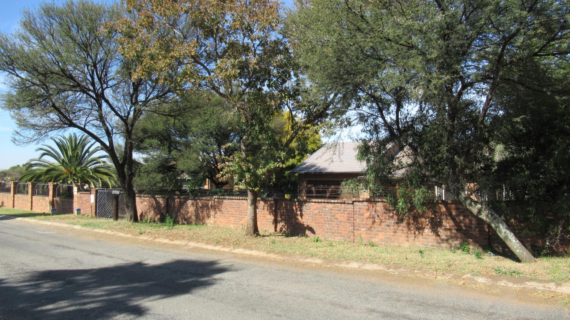 Front View of property in Impala Park