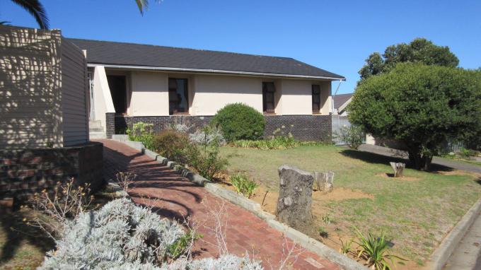 4 Bedroom House for Sale For Sale in Stellenberg - Private Sale - MR366684