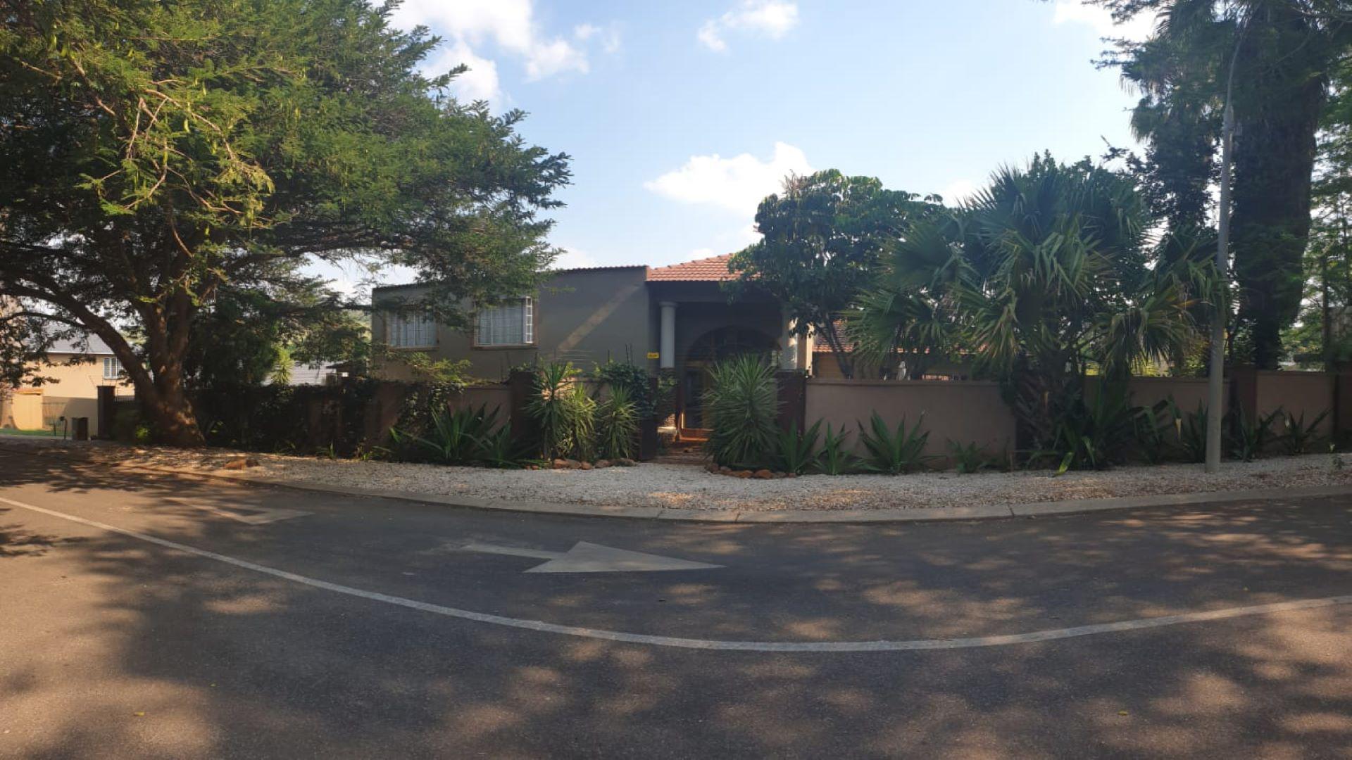 Front View of property in Cashan