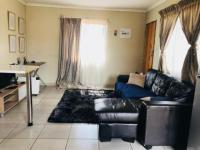 Lounges - 11 square meters of property in Protea Glen