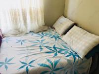 Main Bedroom - 10 square meters of property in Protea Glen