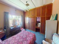 Bed Room 1 of property in Upington