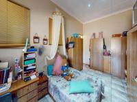 Bed Room 4 of property in Upington