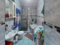 Bathroom 1 of property in Upington