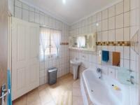 Bathroom 3+ of property in Upington