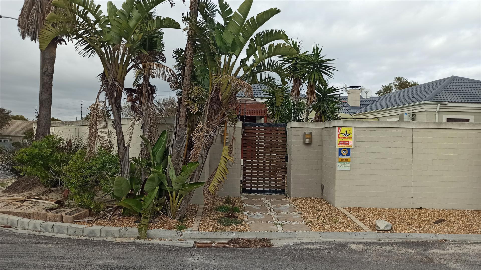 Front View of property in West Beach