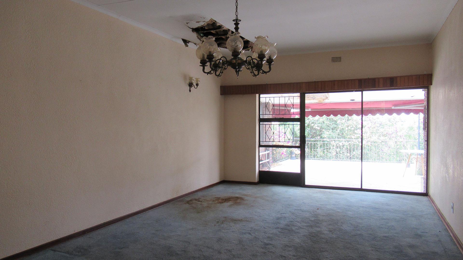 TV Room - 45 square meters of property in Kloofendal