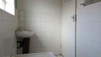 Staff Bathroom - 6 square meters of property in Kloofendal