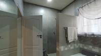 Bathroom 2 - 8 square meters of property in Kensington - JHB