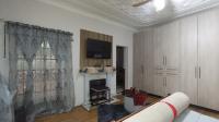 Main Bedroom - 25 square meters of property in Kensington - JHB