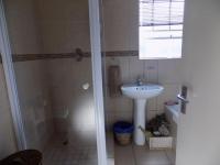 Bathroom 1 - 6 square meters of property in Pomona