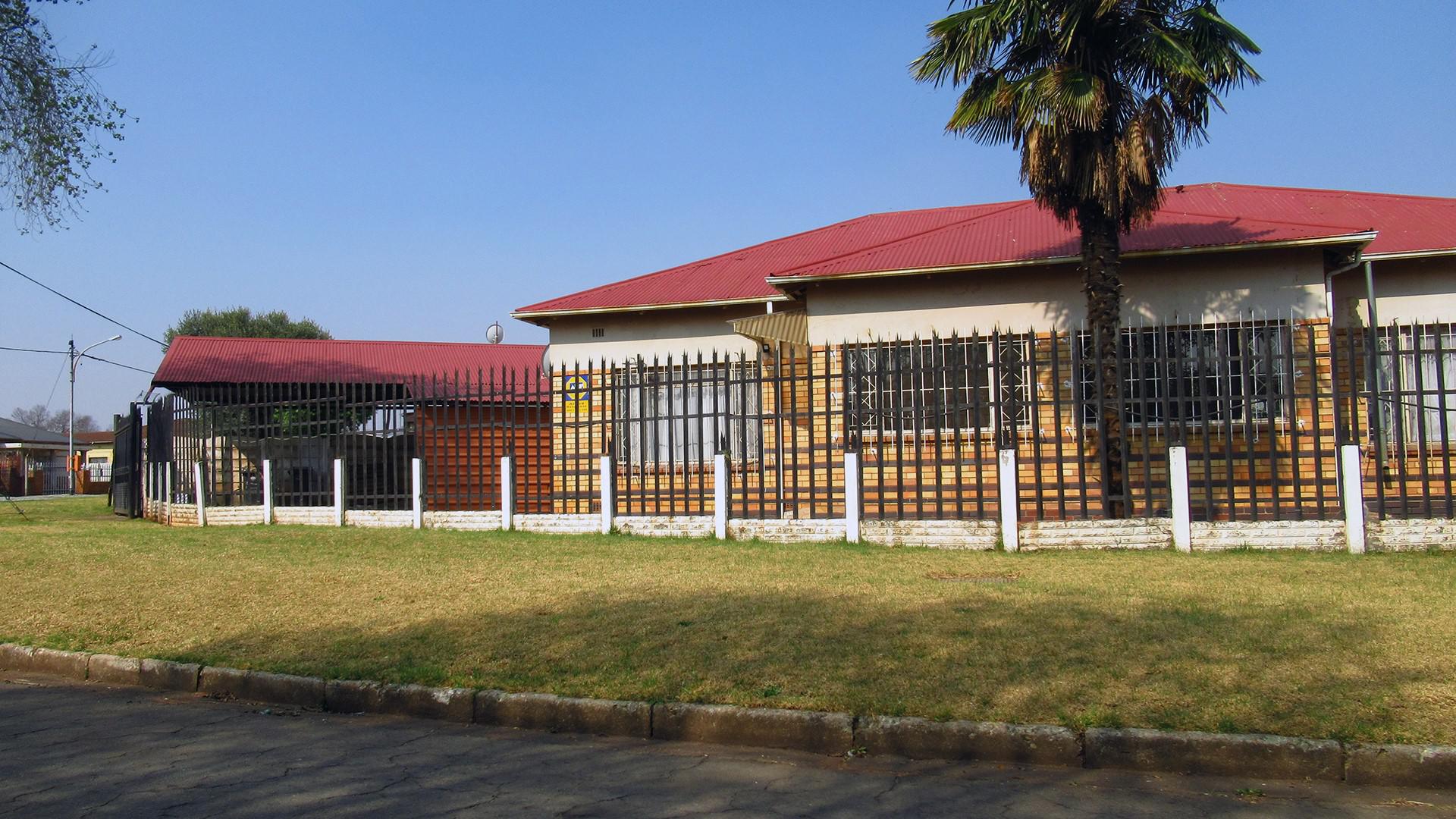 Front View of property in Brakpan