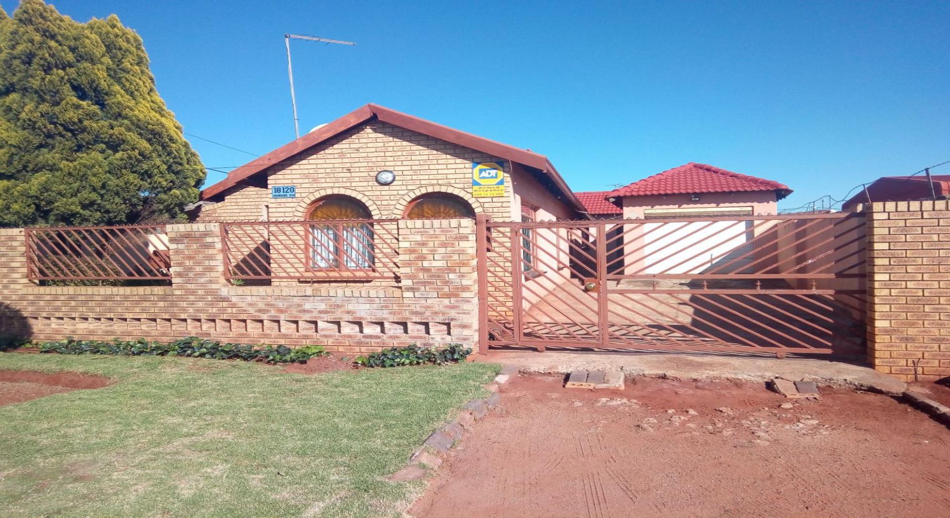 3-bedroom-house-for-sale-for-sale-in-vosloorus-mr384331