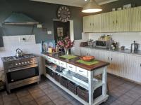 Kitchen of property in Glencoe