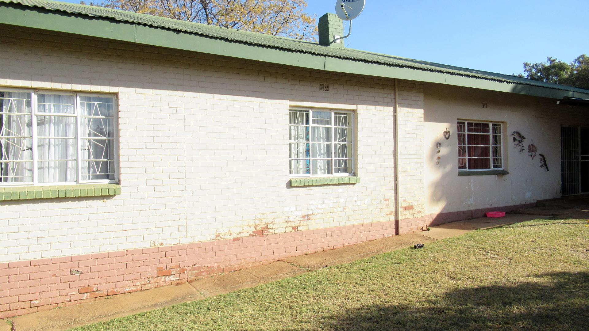 Front View of property in Cullinan