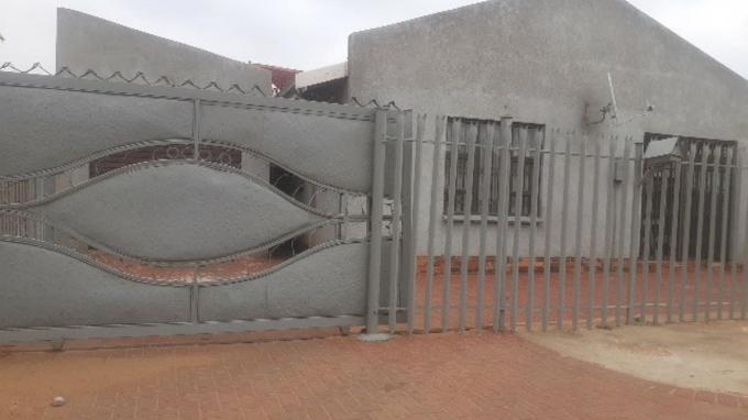 Standard Bank SIE Sale In Execution 3 Bedroom House for Sale in Sebokeng - MR385730