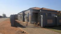 Front View of property in Vosloorus