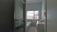 Bathroom 1 - 4 square meters of property in Raedene