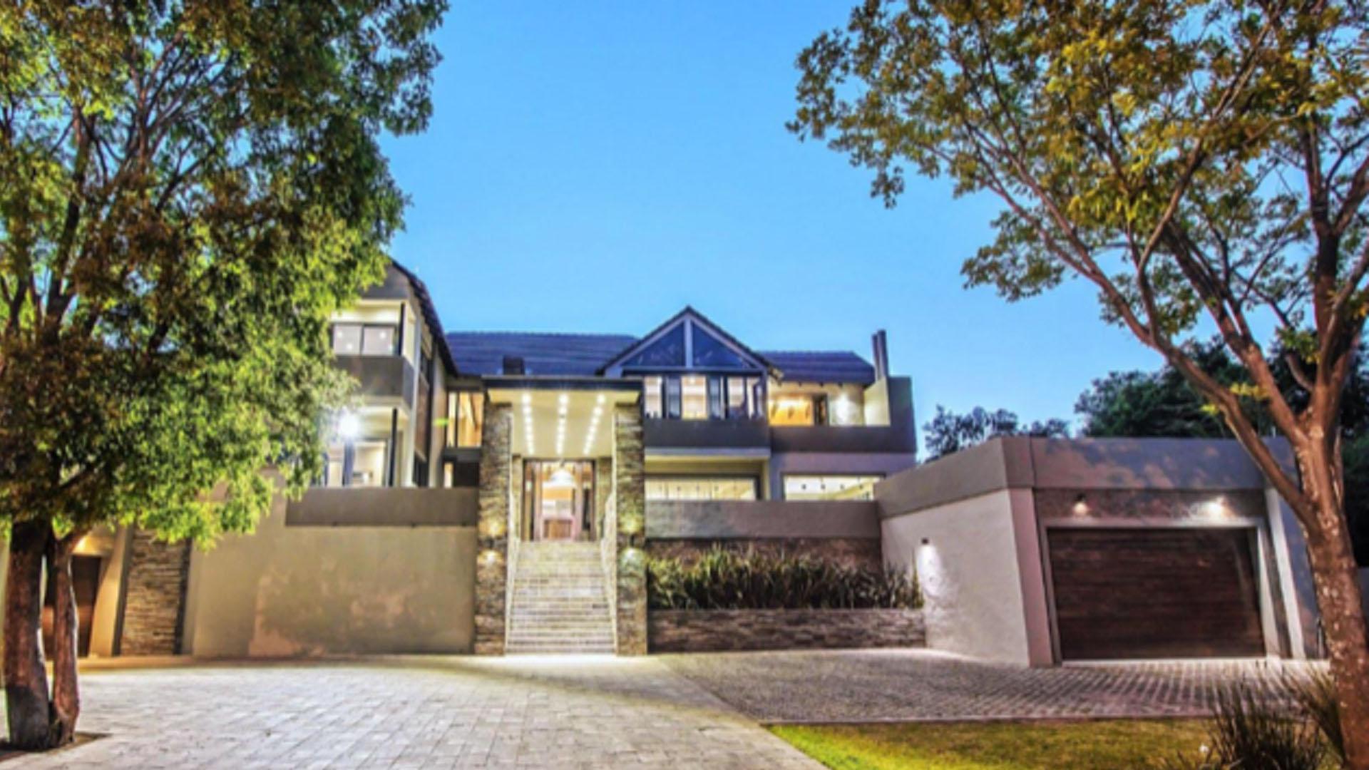 Front View of property in Silver Lakes Golf Estate