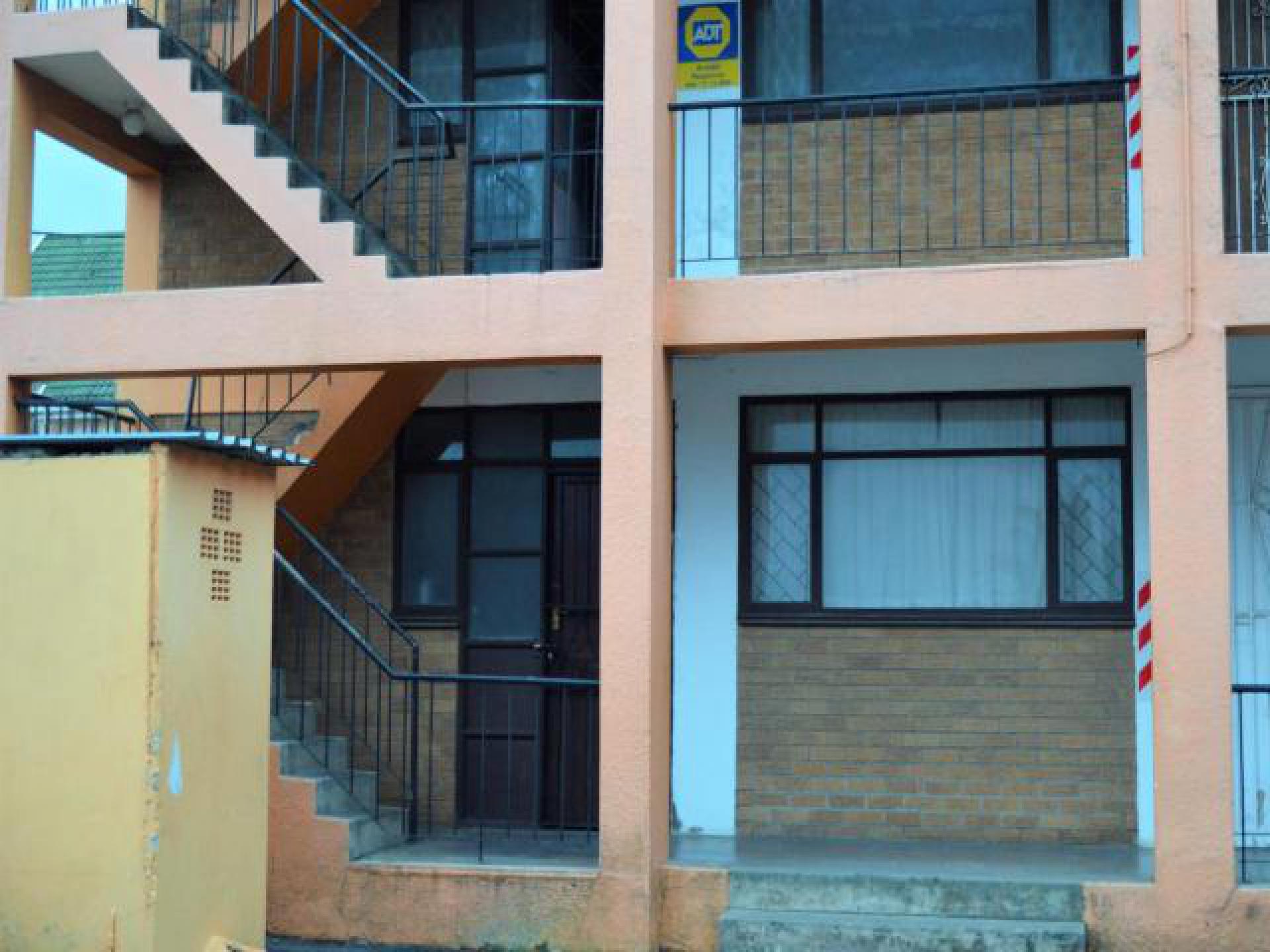 Front View of property in Southernwood