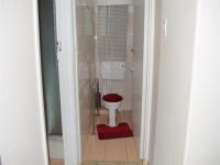 Bathroom 1 of property in Southernwood