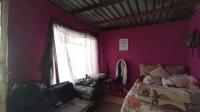 Bed Room 1 - 14 square meters of property in Kensington - JHB