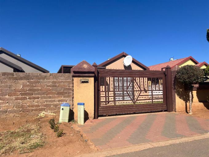 Standard Bank SIE Sale In Execution 2 Bedroom House for Sale in Soshanguve - MR390277